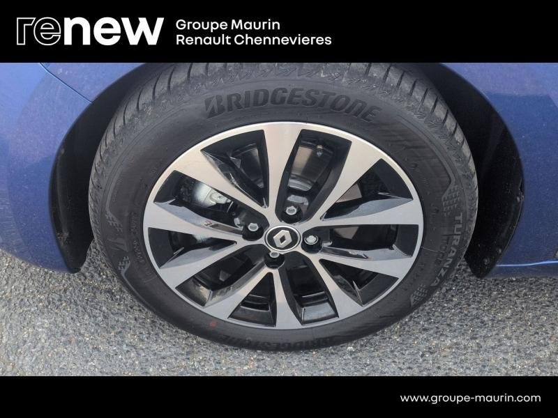 RENAULT Clio d’occasion à vendre à CHENNEVIÈRES-SUR-MARNE chez ADP - SOVEA 94 (Photo 9)