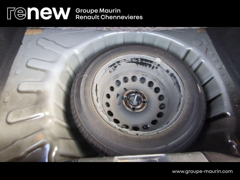 DACIA Sandero d’occasion à vendre à CHENNEVIÈRES-SUR-MARNE chez ADP - SOVEA 94 (Photo 13)