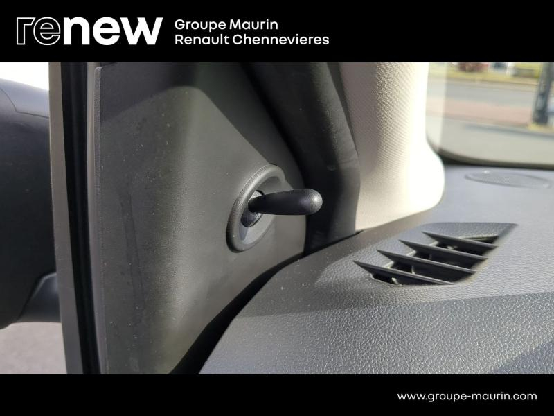 DACIA Sandero d’occasion à vendre à CHENNEVIÈRES-SUR-MARNE chez ADP - SOVEA 94 (Photo 20)