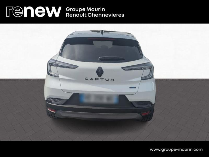 RENAULT Captur d’occasion à vendre à CHENNEVIÈRES-SUR-MARNE chez ADP - SOVEA 94 (Photo 6)