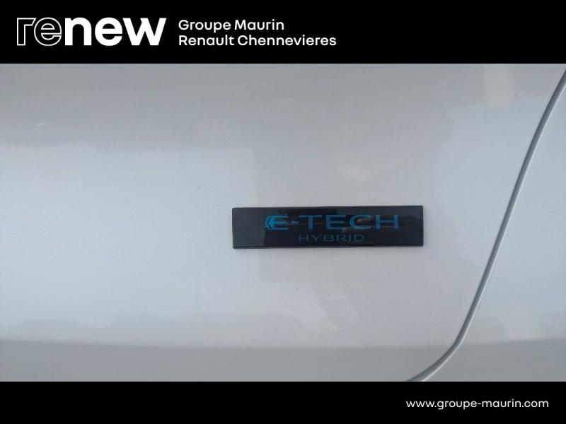 RENAULT Captur d’occasion à vendre à CHENNEVIÈRES-SUR-MARNE chez ADP - SOVEA 94 (Photo 12)