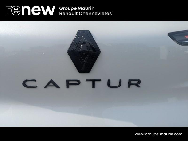 RENAULT Captur d’occasion à vendre à CHENNEVIÈRES-SUR-MARNE chez ADP - SOVEA 94 (Photo 13)
