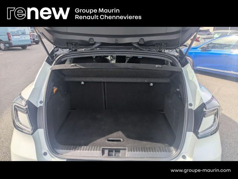 RENAULT Captur d’occasion à vendre à CHENNEVIÈRES-SUR-MARNE chez ADP - SOVEA 94 (Photo 14)