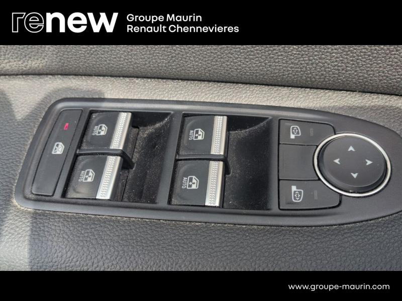 RENAULT Captur d’occasion à vendre à CHENNEVIÈRES-SUR-MARNE chez ADP - SOVEA 94 (Photo 20)