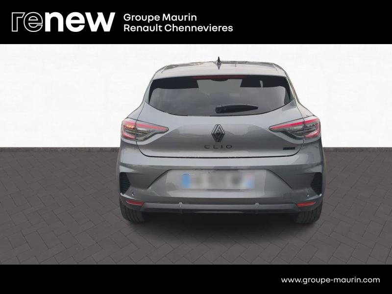 RENAULT Clio d’occasion à vendre à CHENNEVIÈRES-SUR-MARNE chez ADP - SOVEA 94 (Photo 6)