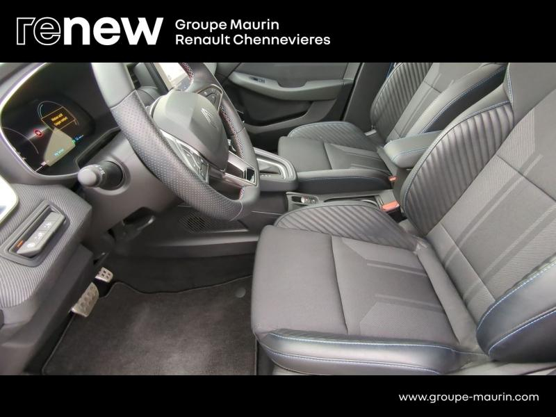 RENAULT Clio d’occasion à vendre à CHENNEVIÈRES-SUR-MARNE chez ADP - SOVEA 94 (Photo 9)