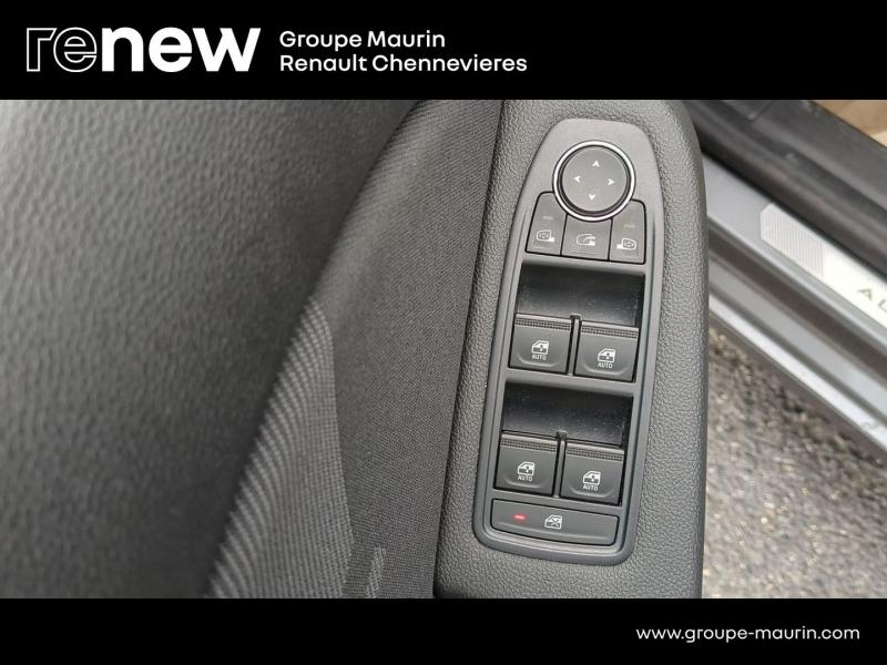 RENAULT Clio d’occasion à vendre à CHENNEVIÈRES-SUR-MARNE chez ADP - SOVEA 94 (Photo 15)