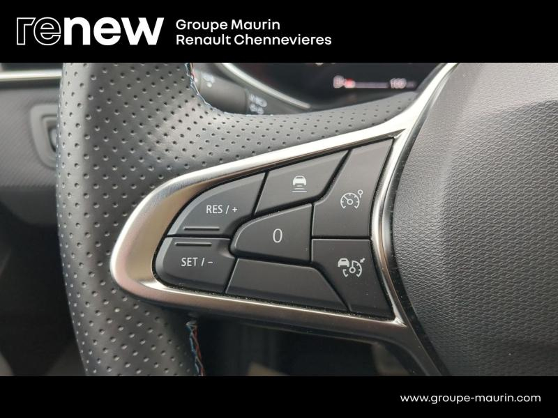 RENAULT Clio d’occasion à vendre à CHENNEVIÈRES-SUR-MARNE chez ADP - SOVEA 94 (Photo 17)