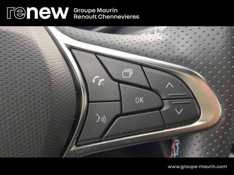 RENAULT Clio d’occasion à vendre à CHENNEVIÈRES-SUR-MARNE chez ADP - SOVEA 94 (Photo 18)