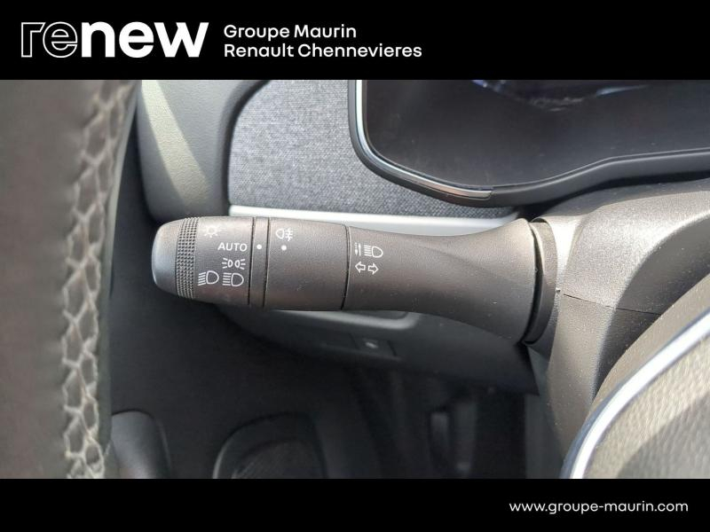 RENAULT Zoe d’occasion à vendre à CHENNEVIÈRES-SUR-MARNE chez ADP - SOVEA 94 (Photo 17)