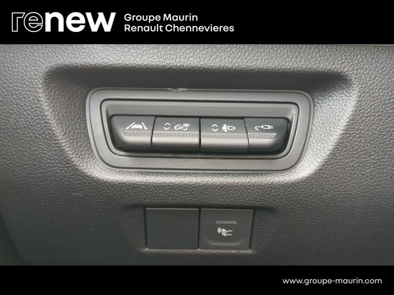 RENAULT Zoe d’occasion à vendre à CHENNEVIÈRES-SUR-MARNE chez ADP - SOVEA 94 (Photo 19)