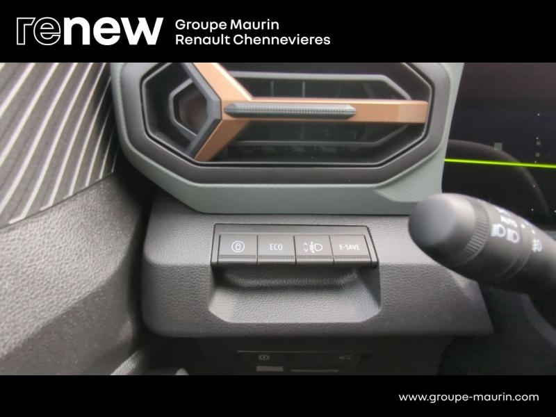 DACIA  d’occasion à vendre à CHENNEVIÈRES-SUR-MARNE chez ADP - SOVEA 94 (Photo 20)