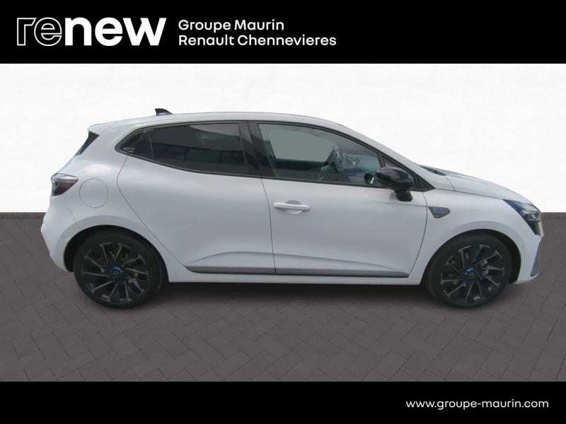 RENAULT Clio d’occasion à vendre à CHENNEVIÈRES-SUR-MARNE chez ADP - SOVEA 94 (Photo 4)