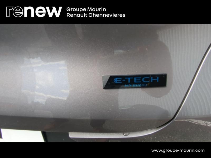 RENAULT Captur d’occasion à vendre à CHENNEVIÈRES-SUR-MARNE chez ADP - SOVEA 94 (Photo 11)