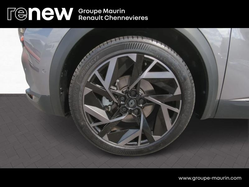 RENAULT Captur d’occasion à vendre à CHENNEVIÈRES-SUR-MARNE chez ADP - SOVEA 94 (Photo 13)
