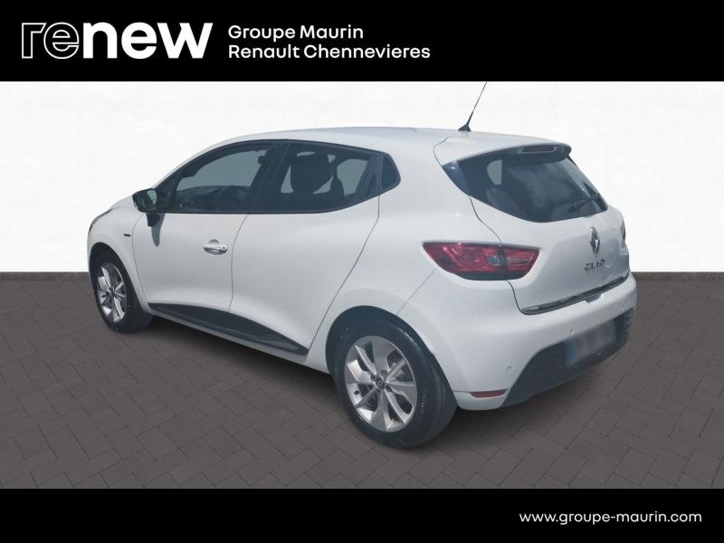 RENAULT Clio d’occasion à vendre à CHENNEVIÈRES-SUR-MARNE chez ADP - SOVEA 94 (Photo 6)