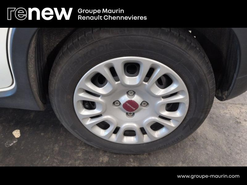 FIAT Panda d’occasion à vendre à CHENNEVIÈRES-SUR-MARNE chez ADP - SOVEA 94 (Photo 16)